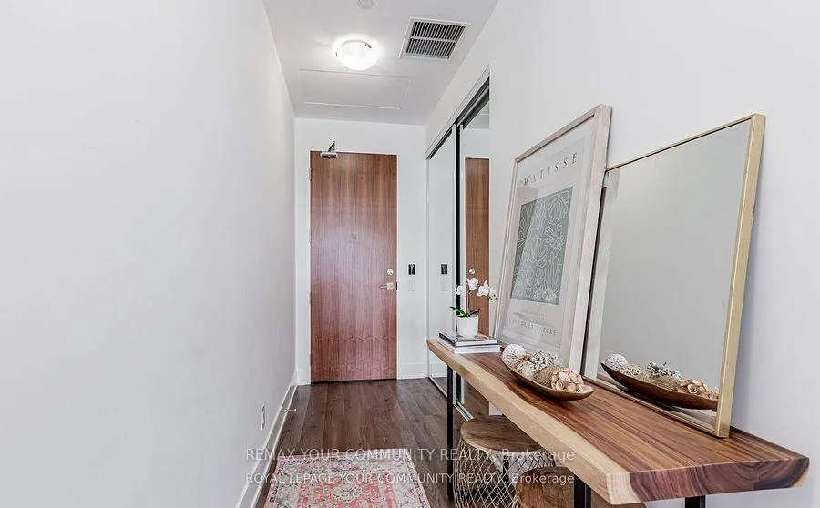 Photo 3 of Unit 415, 111 St. Clair Avenue W, Toronto, Yonge-St. Clair — HOMEH