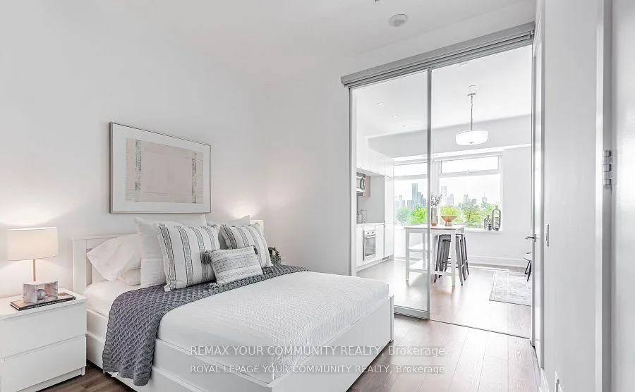 Photo 9 of Unit 415, 111 St. Clair Avenue W, Toronto, Yonge-St. Clair — HOMEH