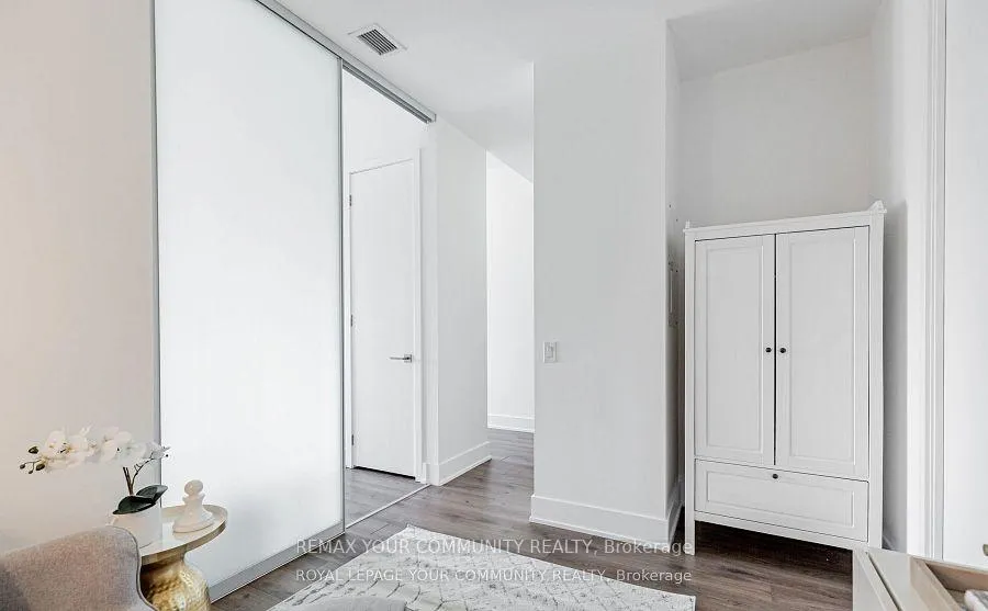 Photo 11 of Unit 415, 111 St. Clair Avenue W, Toronto, Yonge-St. Clair — HOMEH