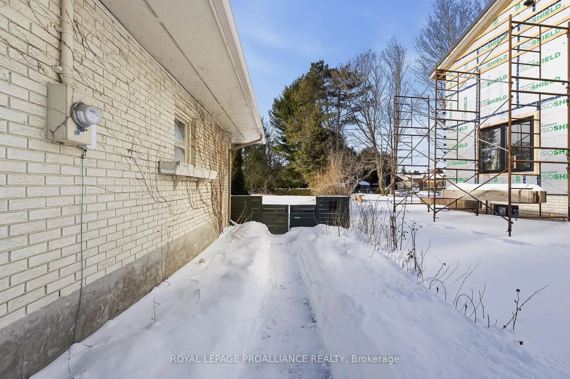 Photo 3 of 45 Hamilton Avenue, Cobourg — HOMEH