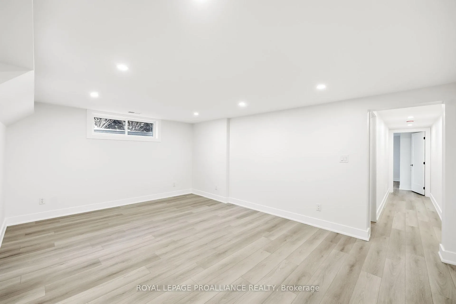 Photo 10 of 45 Hamilton Avenue, Cobourg — HOMEH