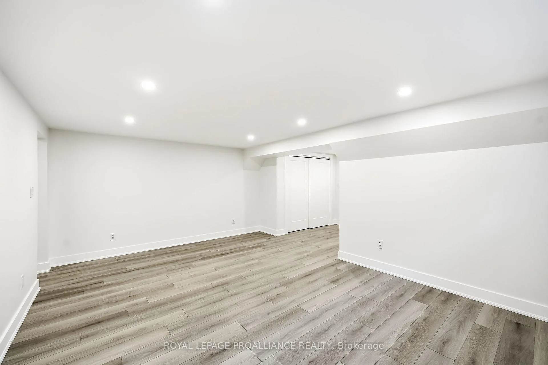 Photo 11 of 45 Hamilton Avenue, Cobourg — HOMEH