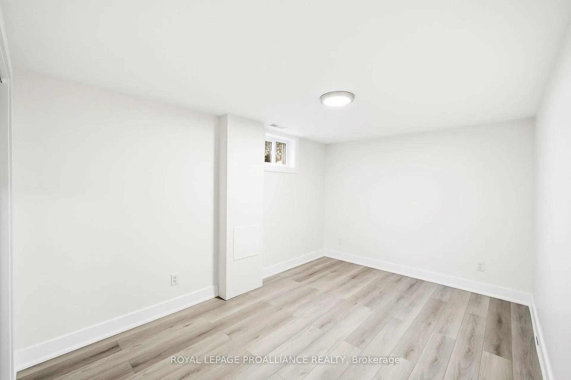 Photo 26 of 45 Hamilton Avenue, Cobourg — HOMEH