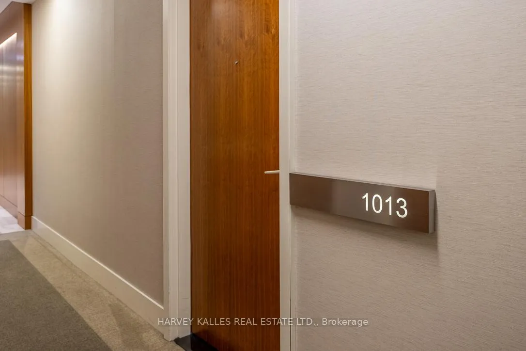 Photo 3 of Unit 1013, 111 St Clair Avenue W, Toronto, Yonge-St. Clair — HOMEH