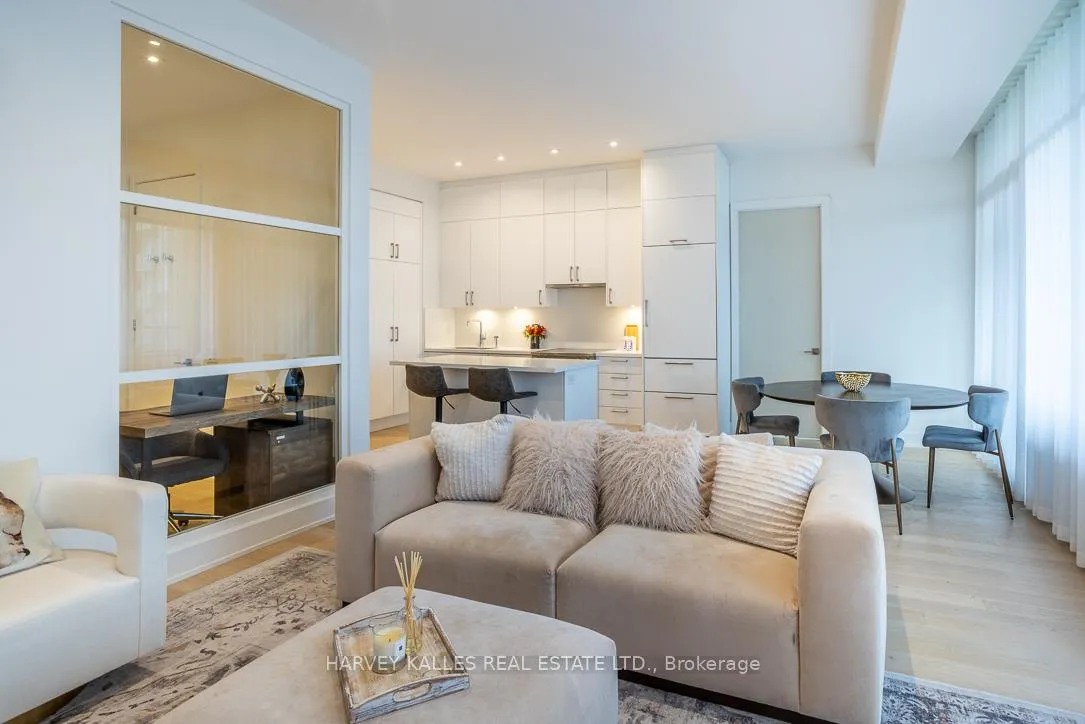 Photo 12 of Unit 1013, 111 St Clair Avenue W, Toronto, Yonge-St. Clair — HOMEH