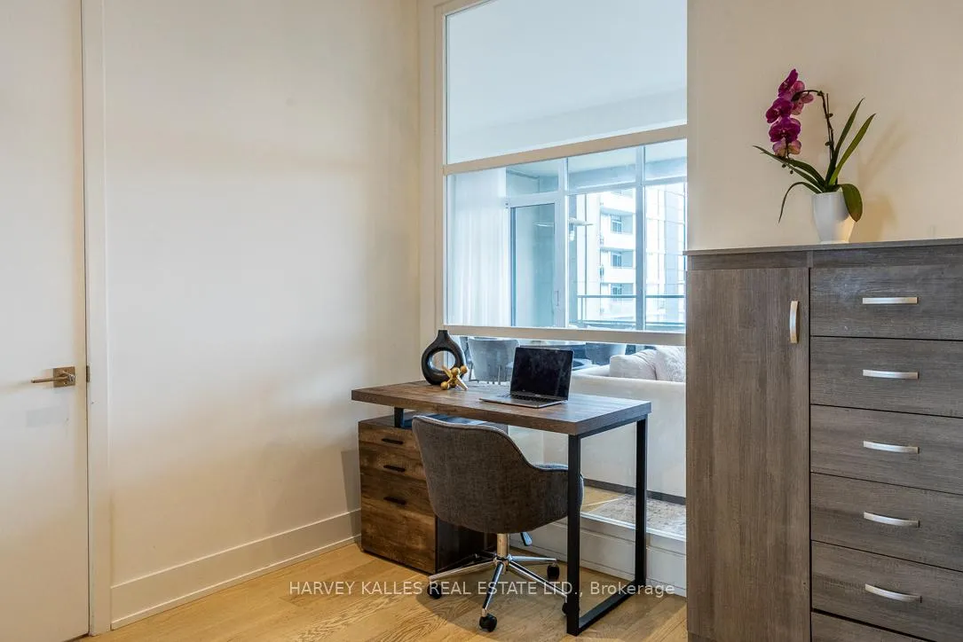 Photo 18 of Unit 1013, 111 St Clair Avenue W, Toronto, Yonge-St. Clair — HOMEH