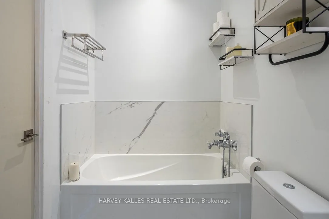Photo 27 of Unit 1013, 111 St Clair Avenue W, Toronto, Yonge-St. Clair — HOMEH