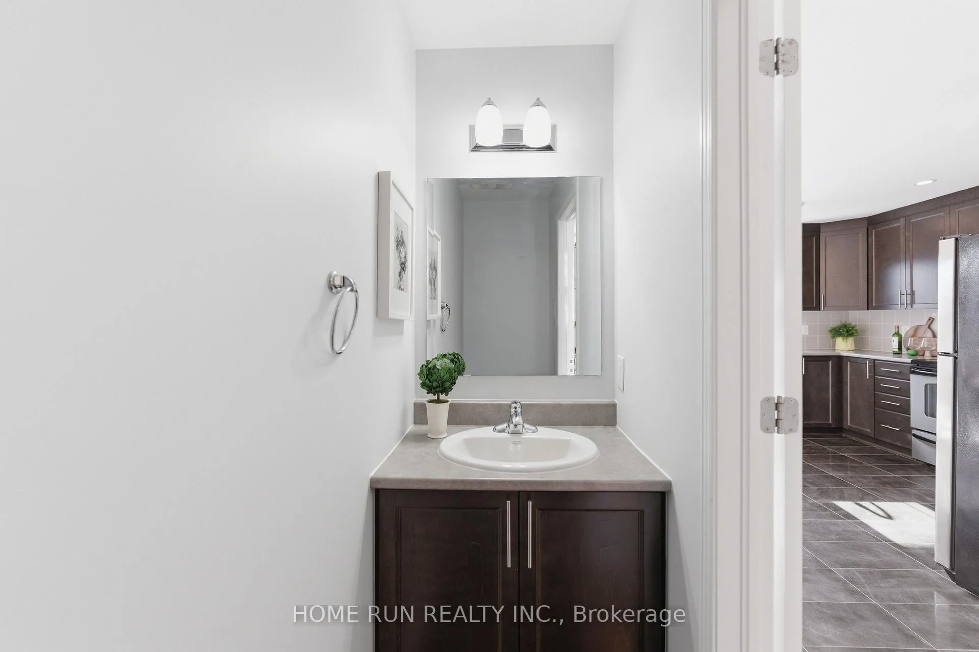 Photo 13 of 462 Leboutillier Avenue, Ottawa, Carson Meadows — HOMEH