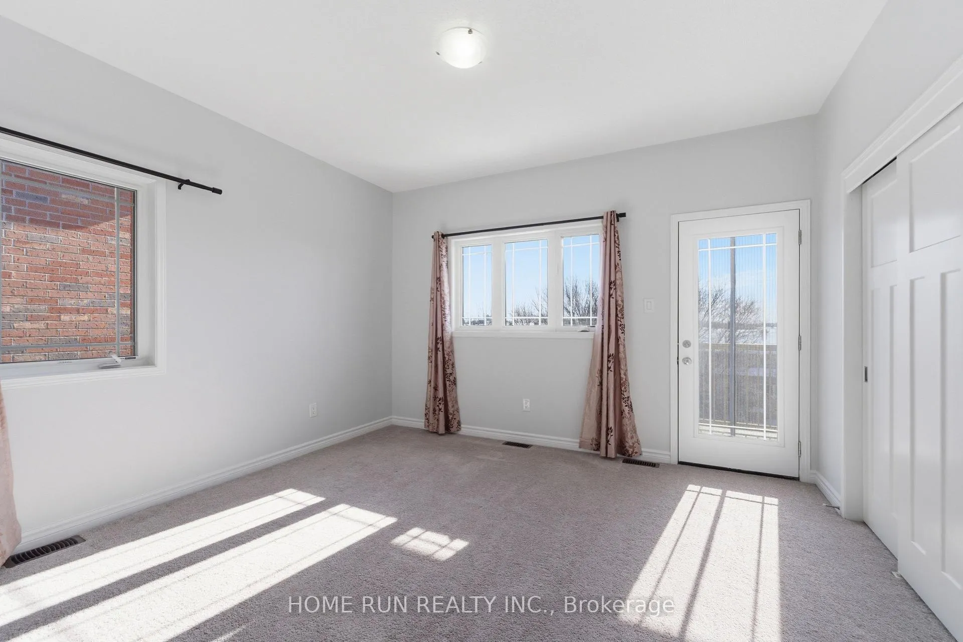 Photo 31 of 462 Leboutillier Avenue, Ottawa, Carson Meadows — HOMEH