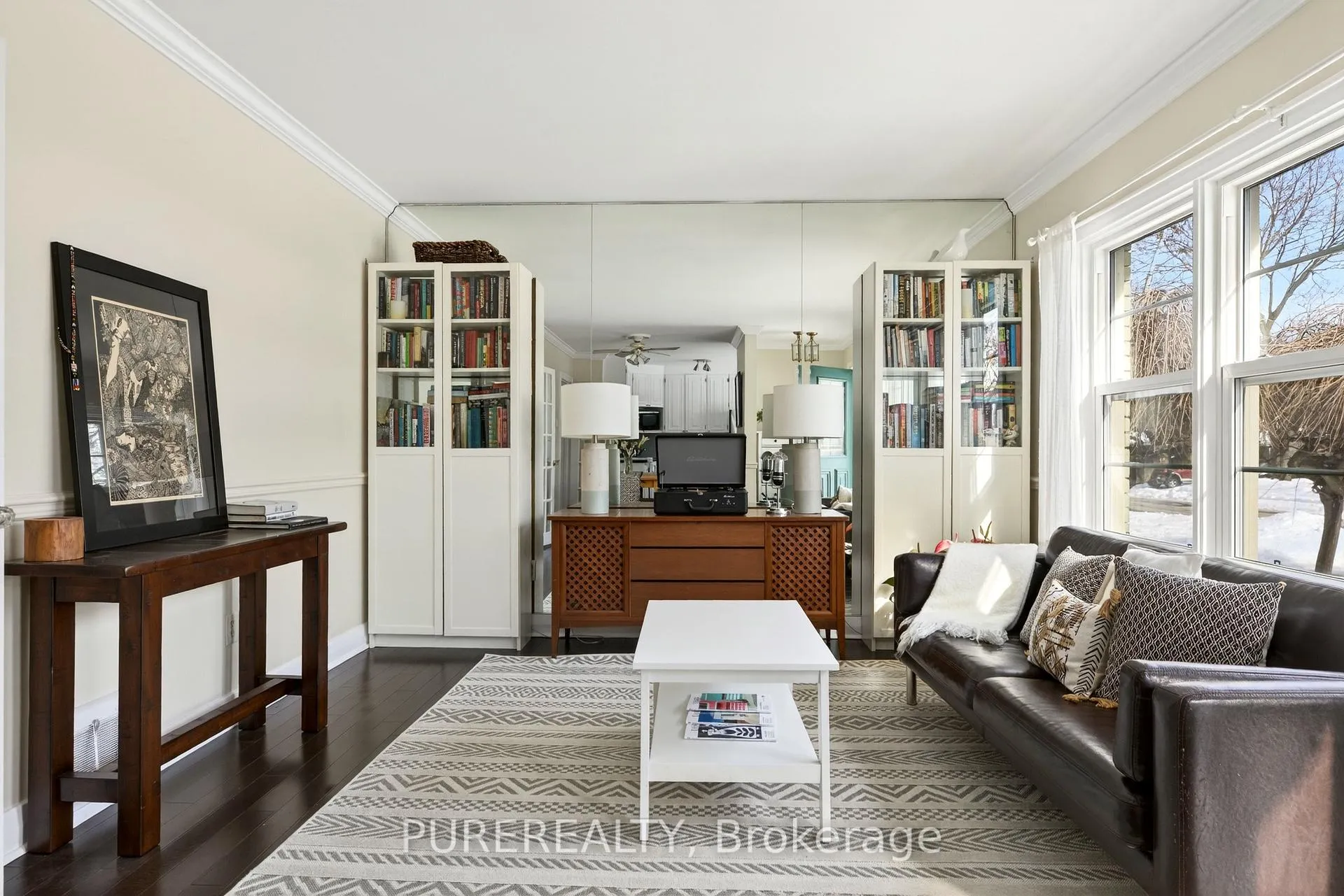 Photo 4 of 2067 Maplewood Drive, Burlington, Brant — HOMEH