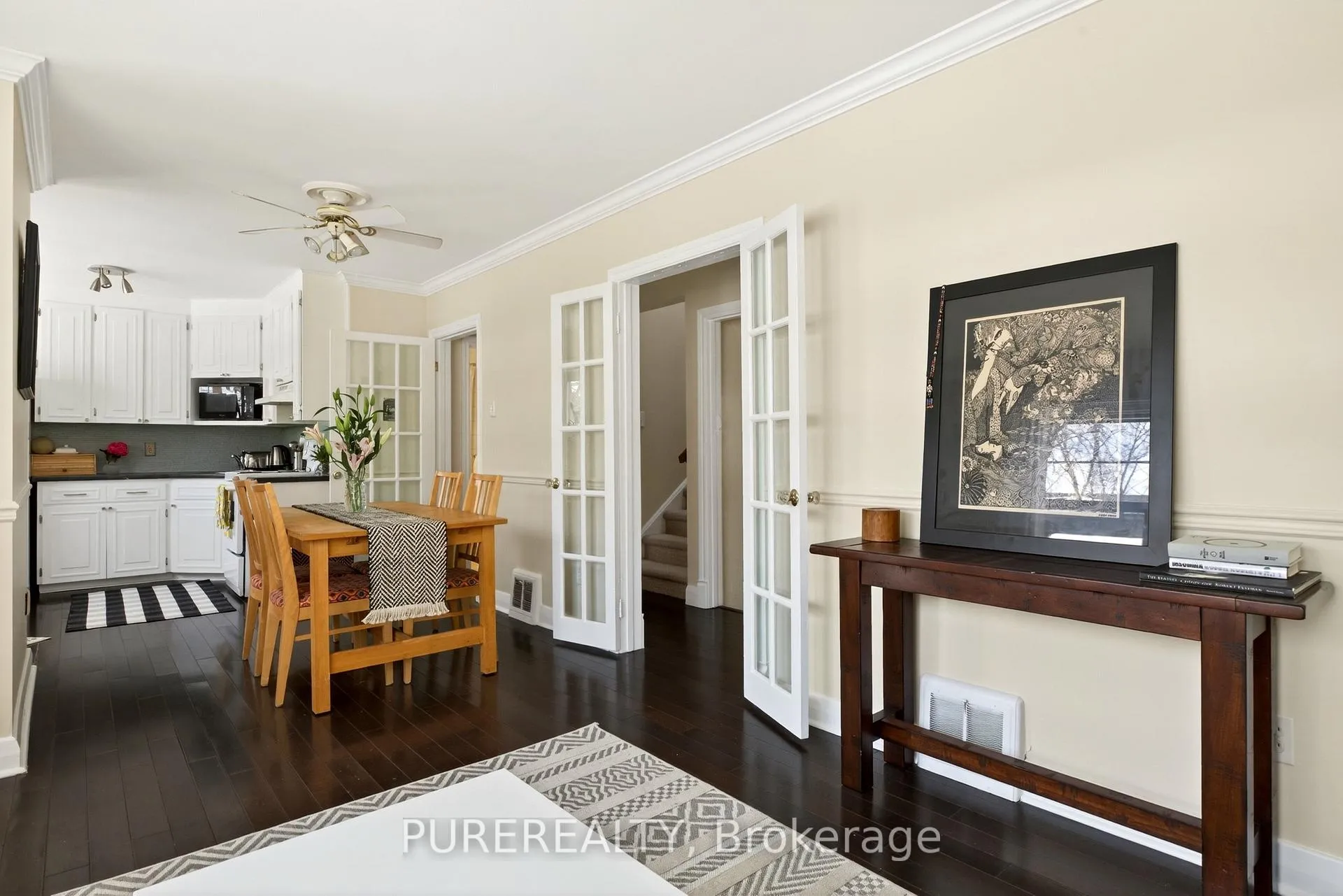 Photo 6 of 2067 Maplewood Drive, Burlington, Brant — HOMEH