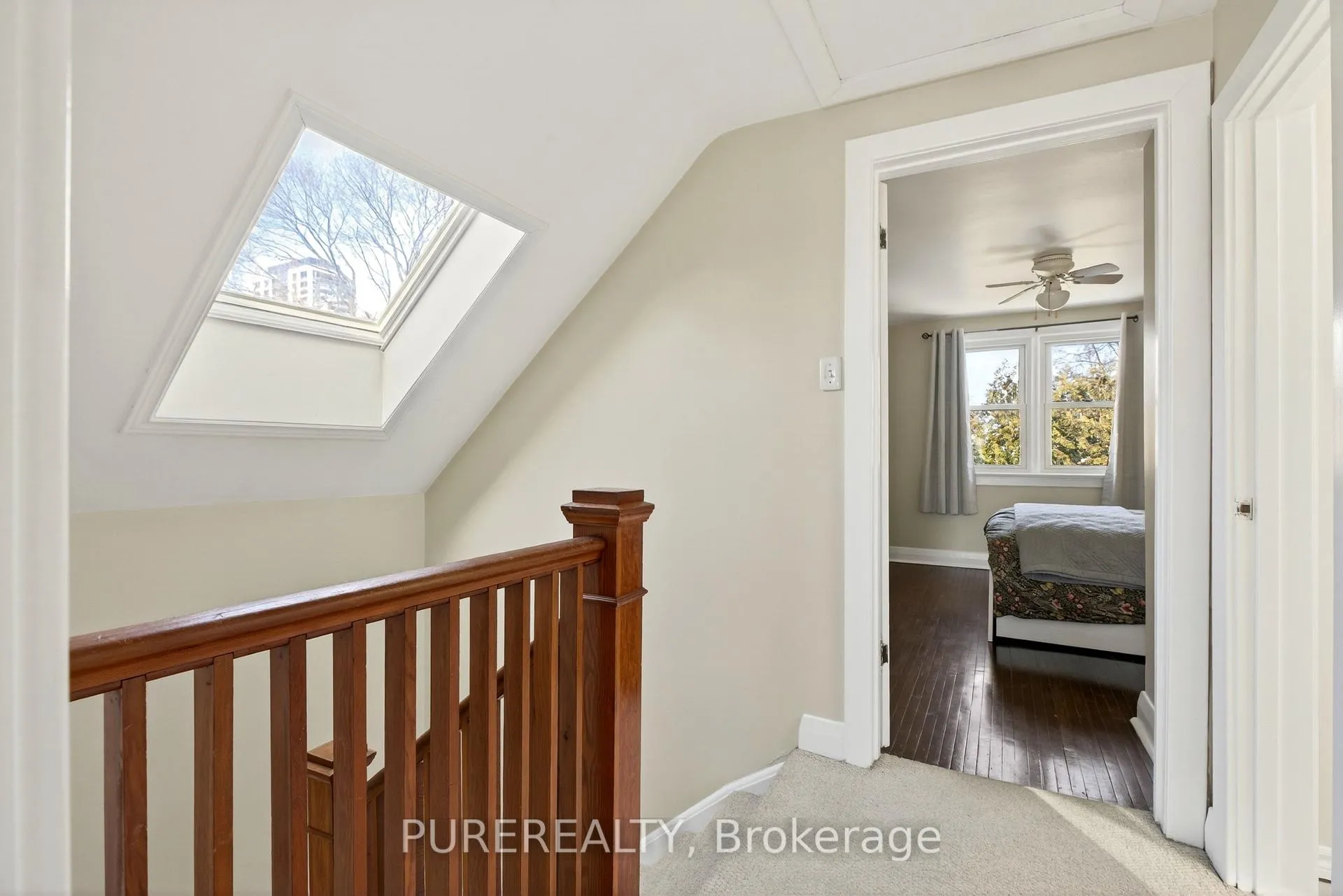 Photo 16 of 2067 Maplewood Drive, Burlington, Brant — HOMEH