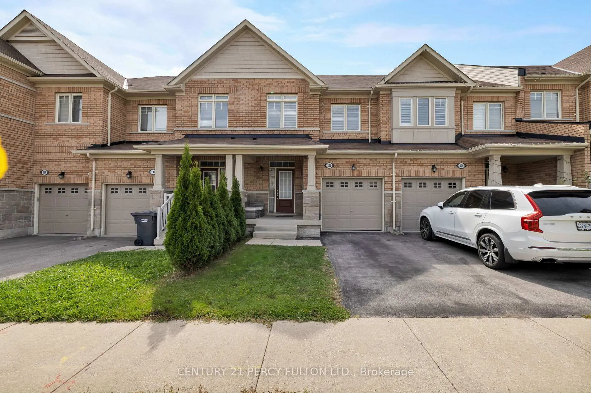 Photo 1 of 202 Sky Harbour Drive, Brampton, Bram West — HOMEH