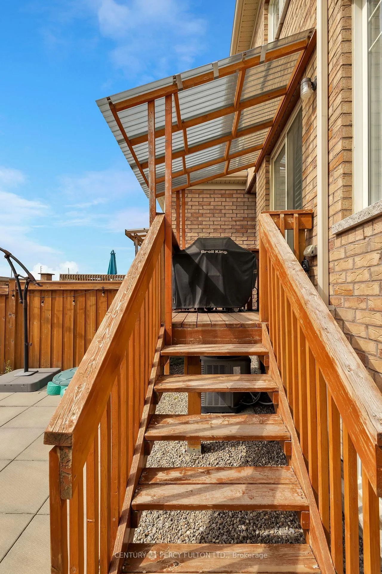 Photo 23 of 202 Sky Harbour Drive, Brampton, Bram West — HOMEH