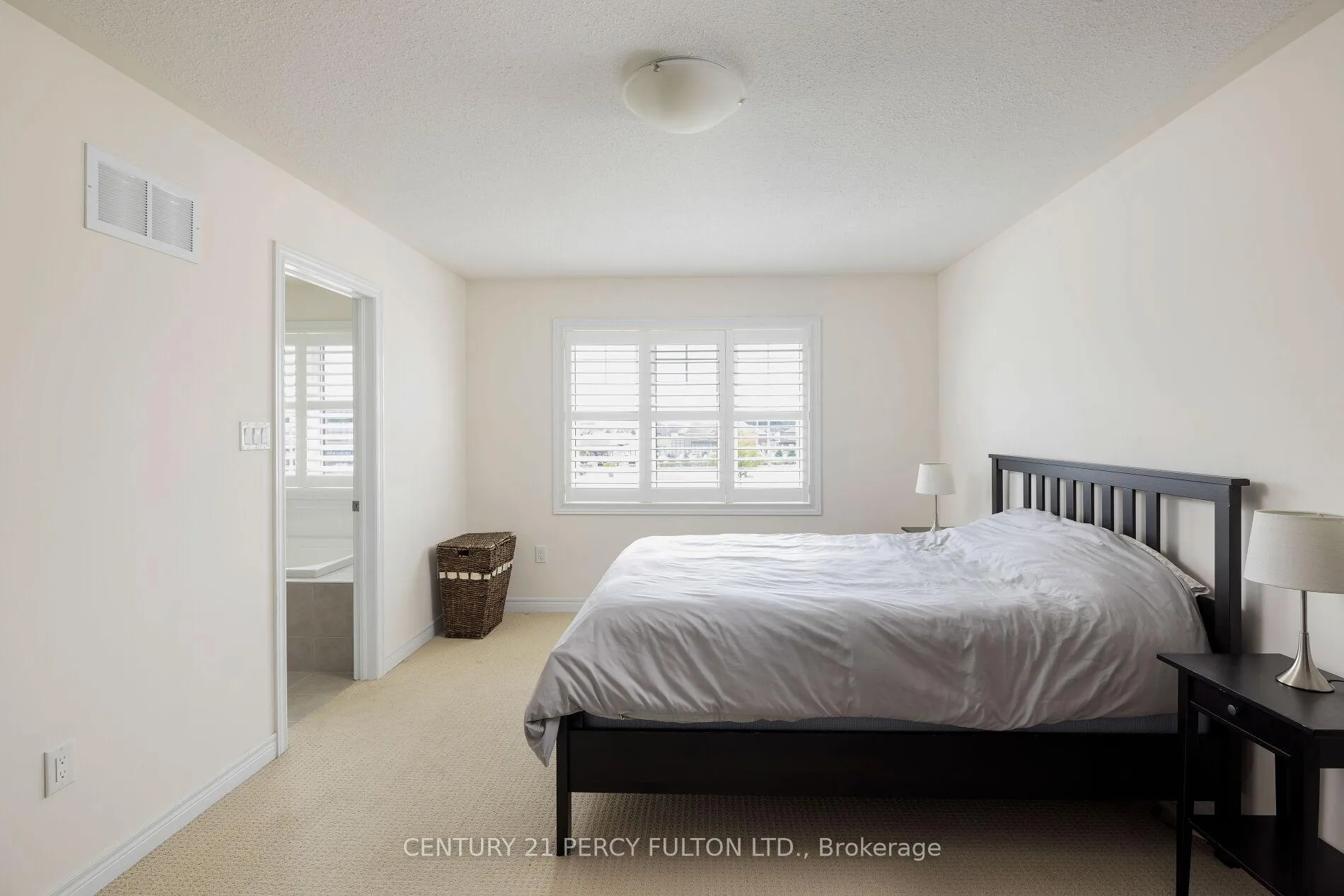 Photo 27 of 202 Sky Harbour Drive, Brampton, Bram West — HOMEH