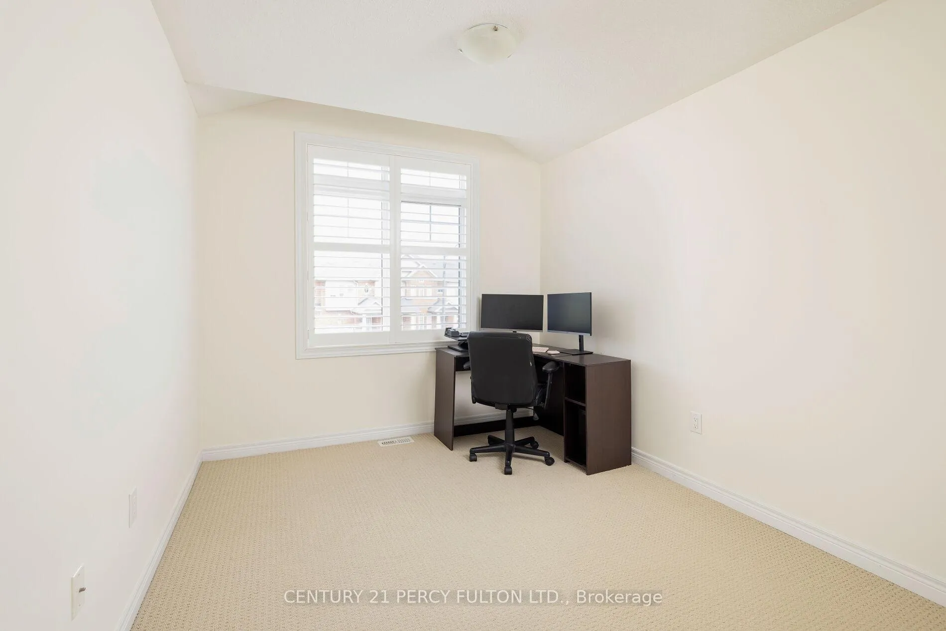 Photo 35 of 202 Sky Harbour Drive, Brampton, Bram West — HOMEH