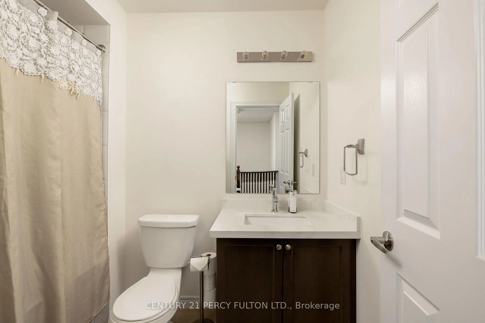 Photo 37 of 202 Sky Harbour Drive, Brampton, Bram West — HOMEH