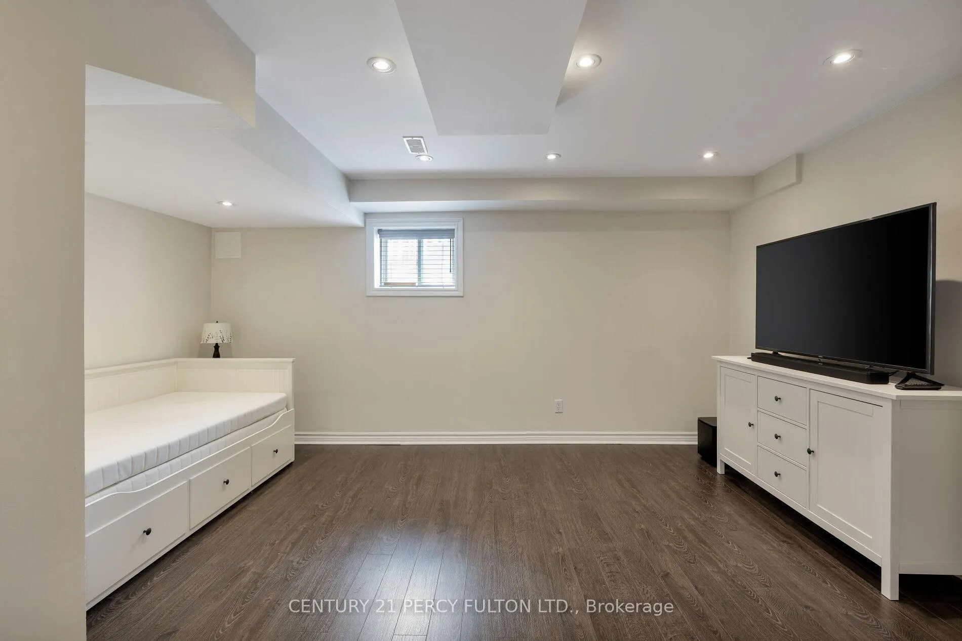 Photo 43 of 202 Sky Harbour Drive, Brampton, Bram West — HOMEH