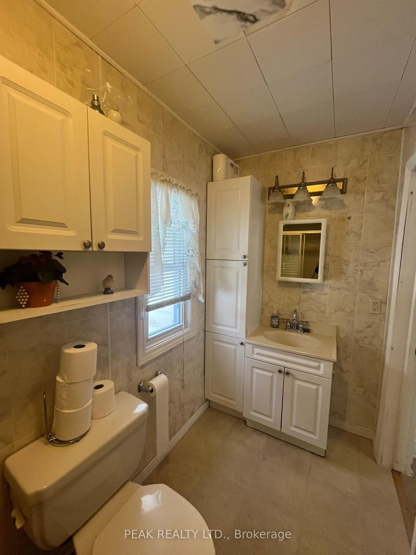Photo 10 of 152 Elm Street, Chatham-Kent, Bothwell — HOMEH
