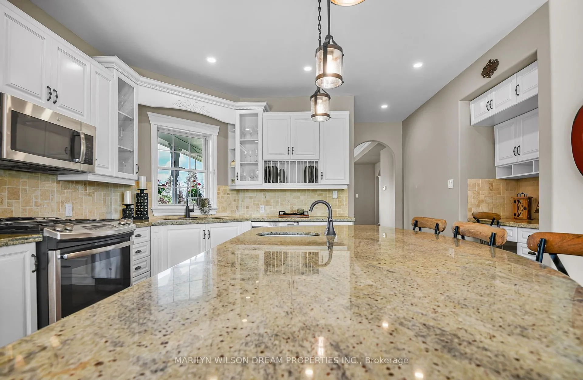 Photo 21 of 899 Oak Creek Road, Ottawa, Huntley Ward (South East) — HOMEH