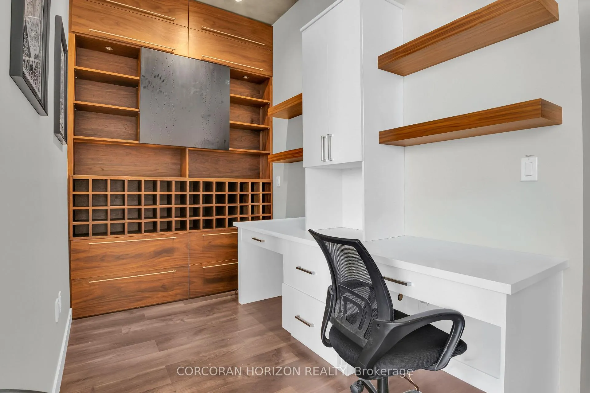 Photo 14 of Unit 803, 191 King Street S, Kitchener — HOMEH
