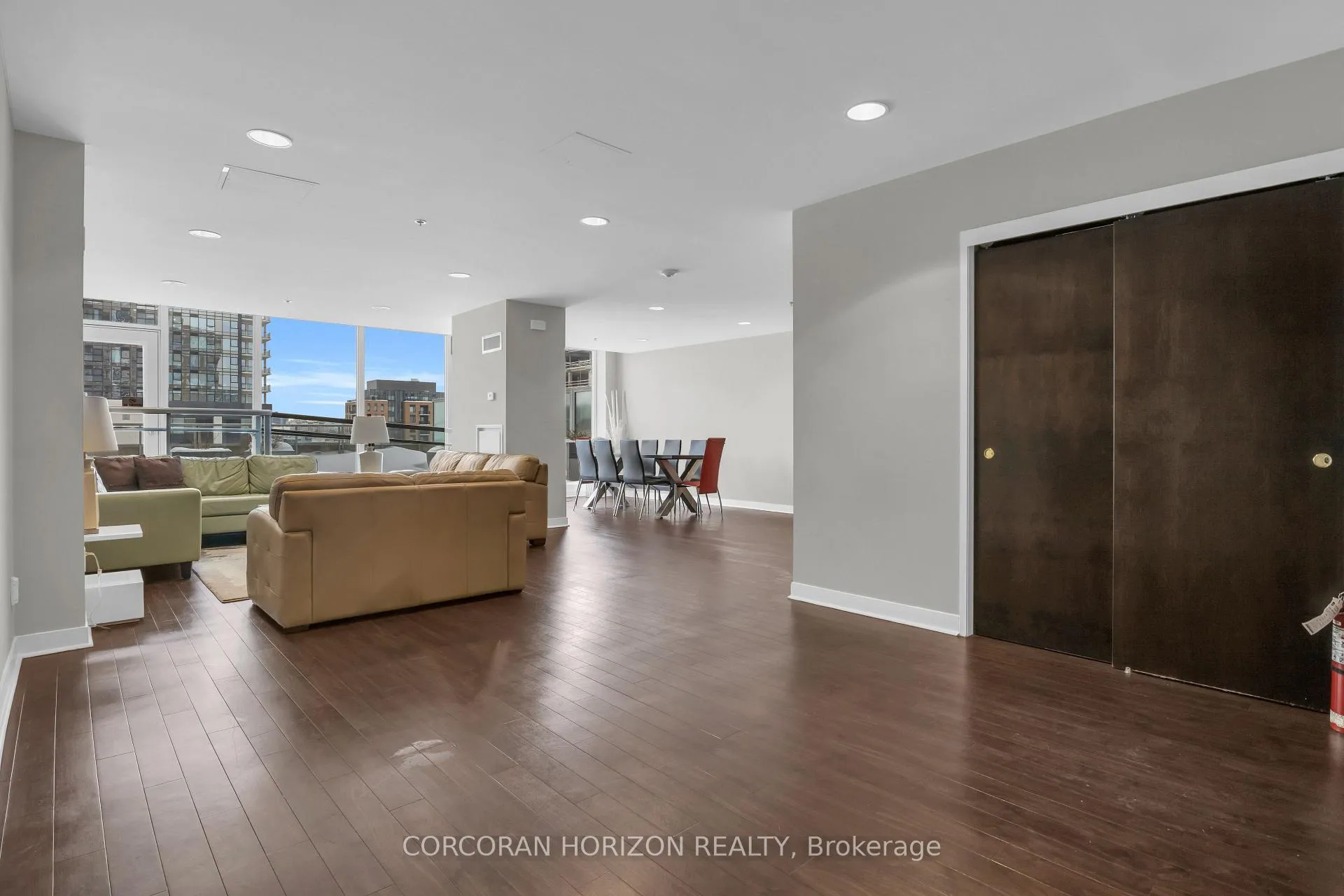 Photo 23 of Unit 803, 191 King Street S, Kitchener — HOMEH