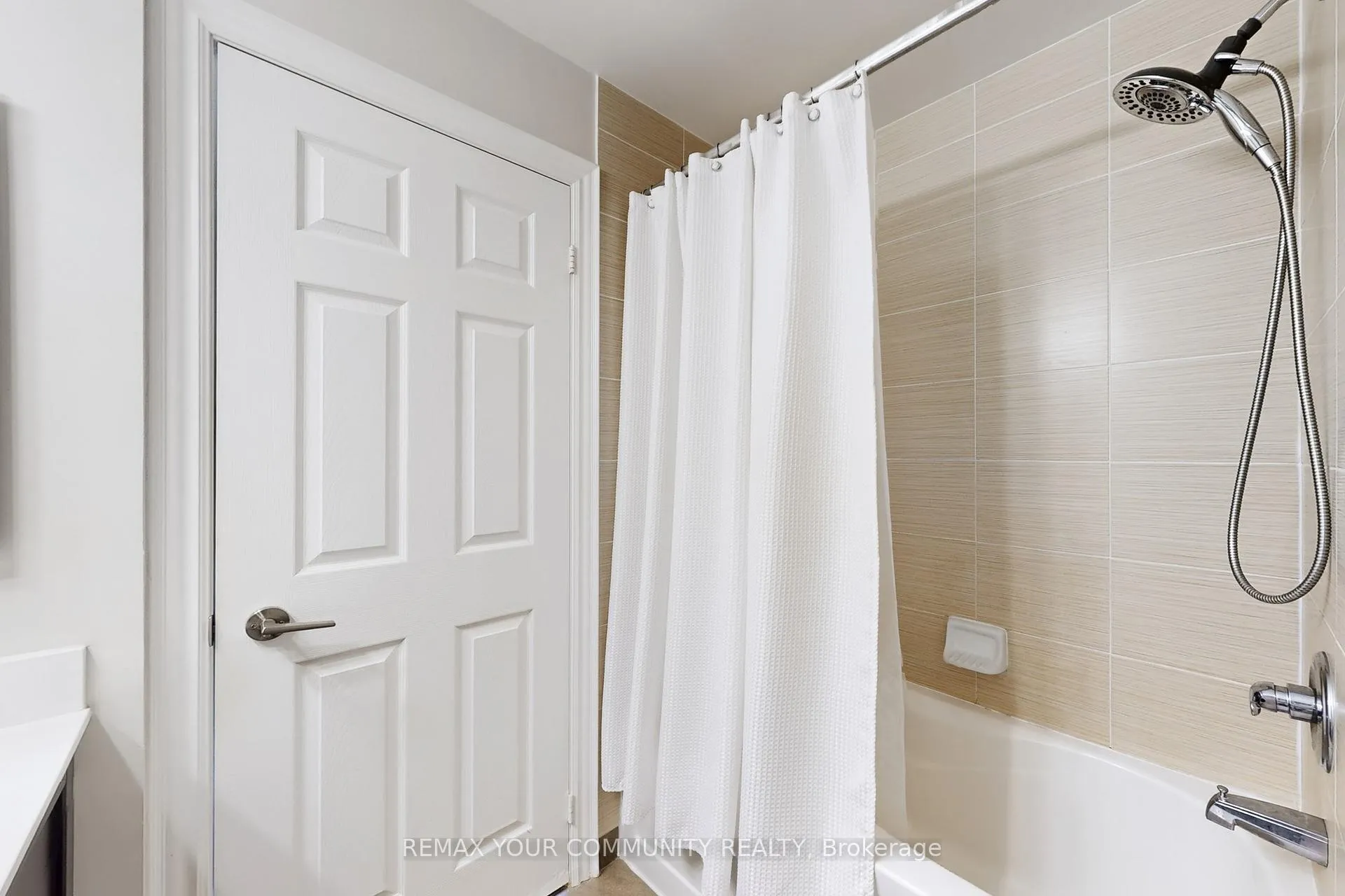 Photo 15 of Unit 962, 23 Cox Boulevard, Markham, Unionville — HOMEH