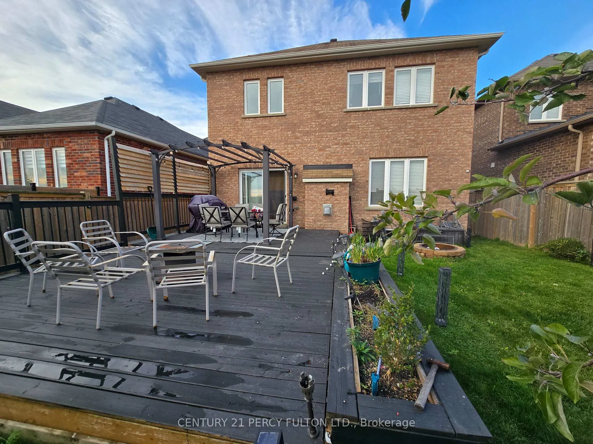 Photo 31 of 1979 Riverton Street, Oshawa, Taunton — HOMEH