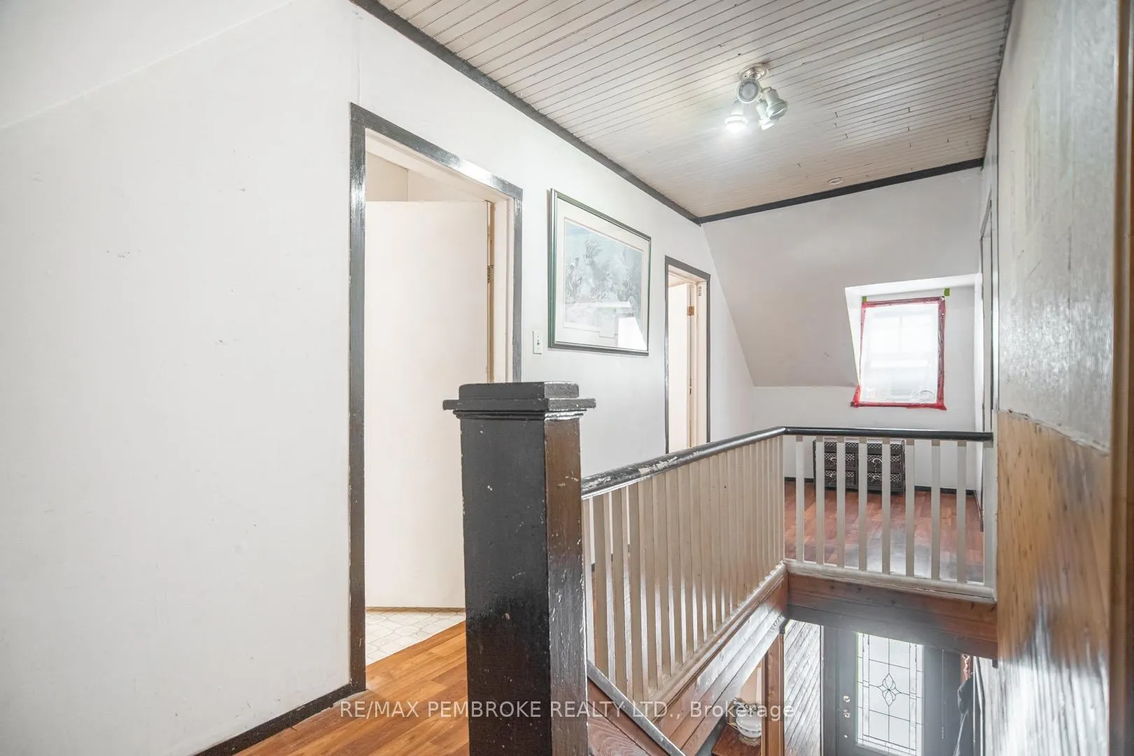 Photo 6 of 476 Airport Road, Petawawa — HOMEH
