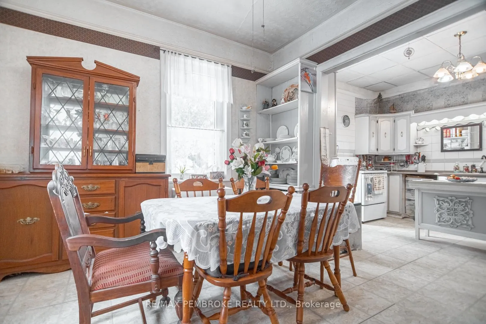 Photo 16 of 476 Airport Road, Petawawa — HOMEH