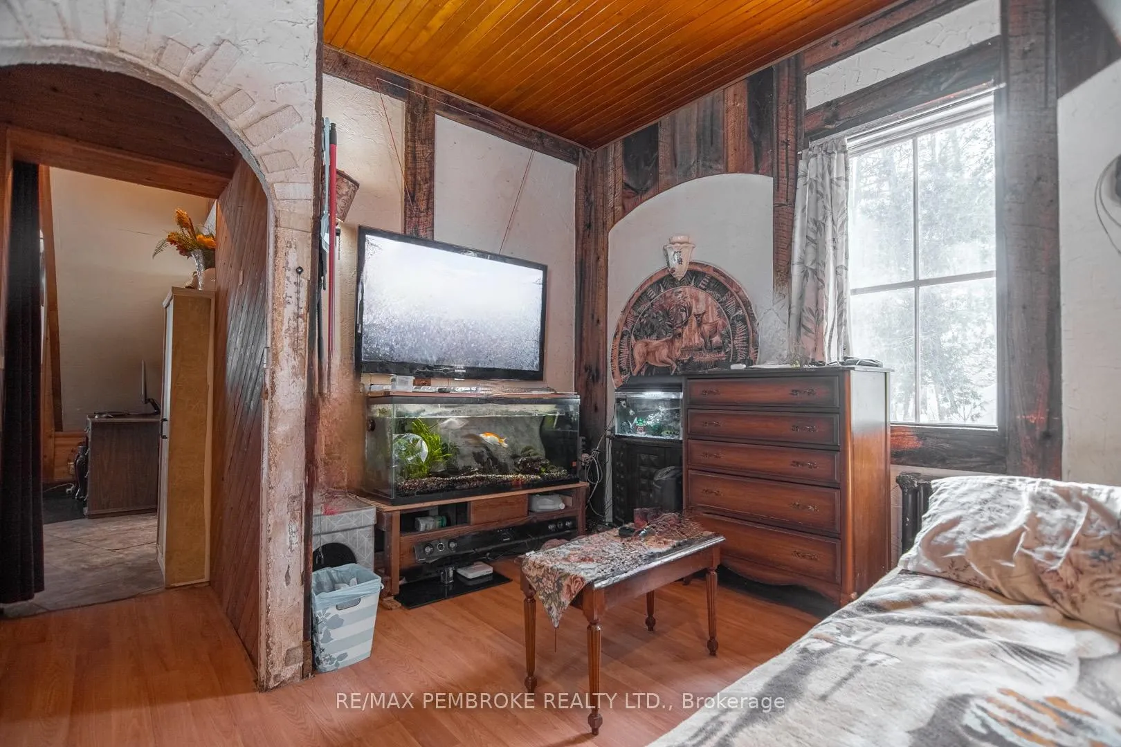 Photo 20 of 476 Airport Road, Petawawa — HOMEH