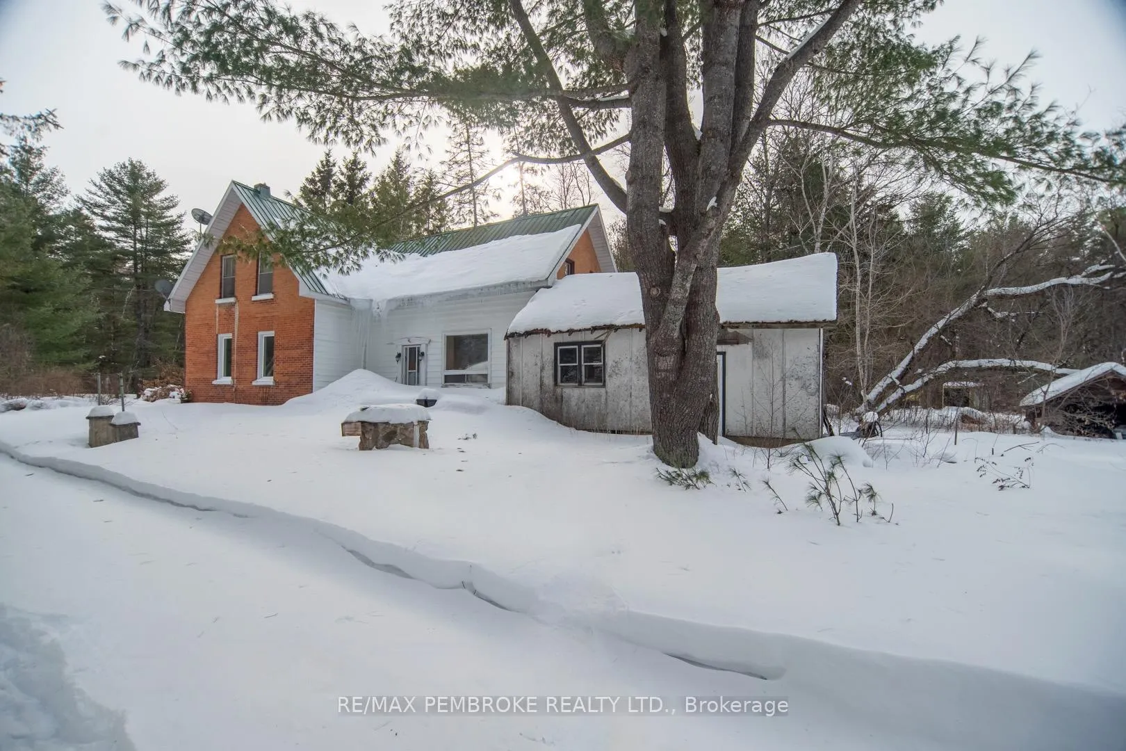 Photo 32 of 476 Airport Road, Petawawa — HOMEH