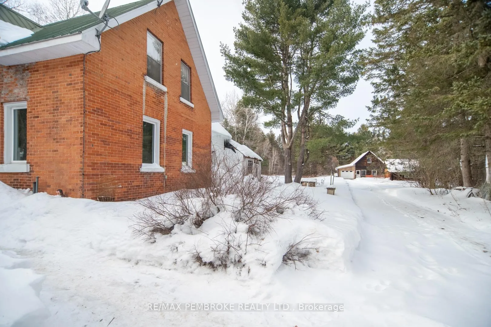 Photo 34 of 476 Airport Road, Petawawa — HOMEH