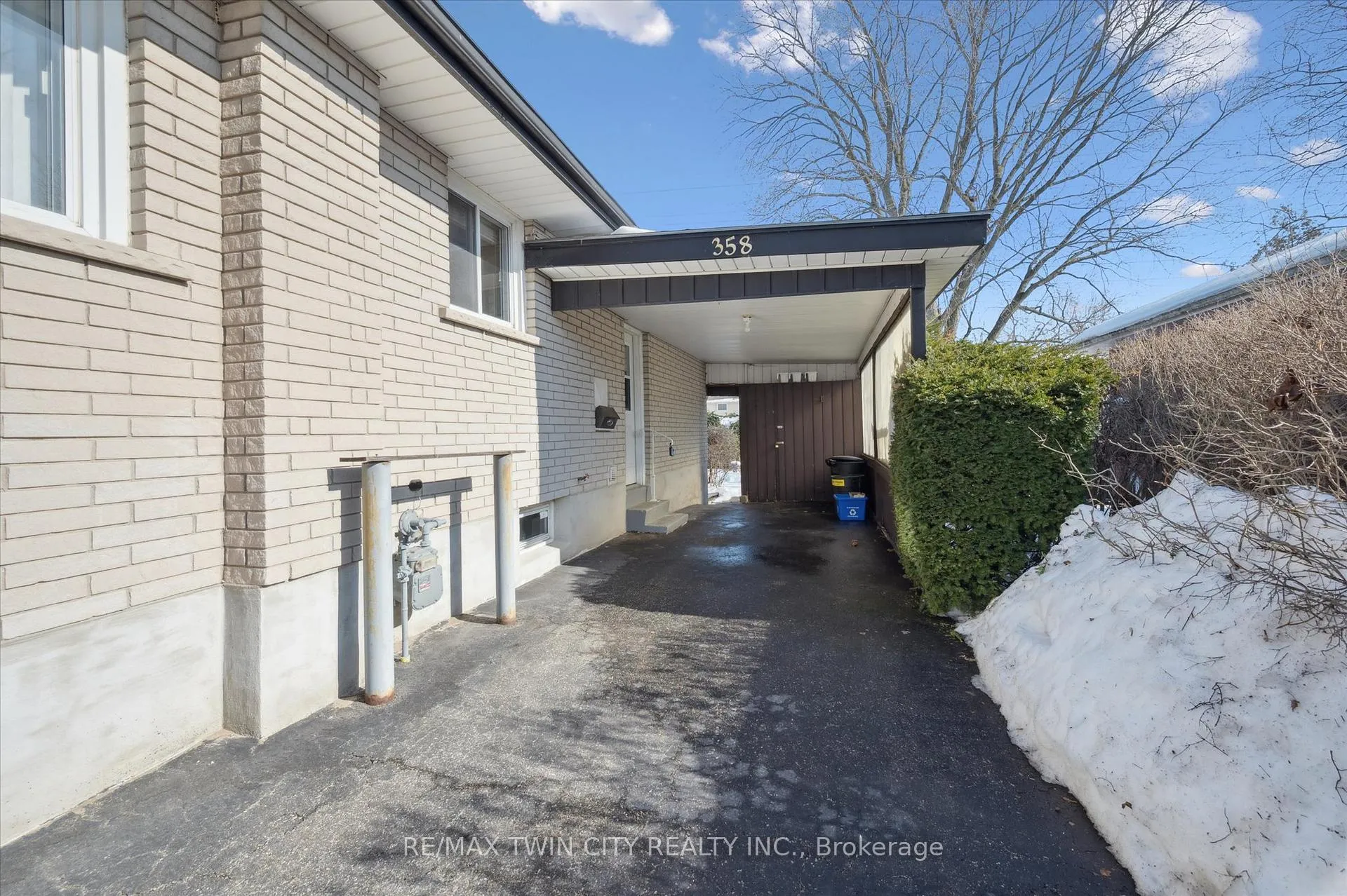 Photo 26 of 358 Southill Drive, Kitchener — HOMEH