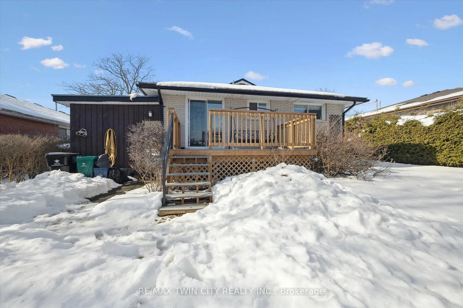 Photo 30 of 358 Southill Drive, Kitchener — HOMEH