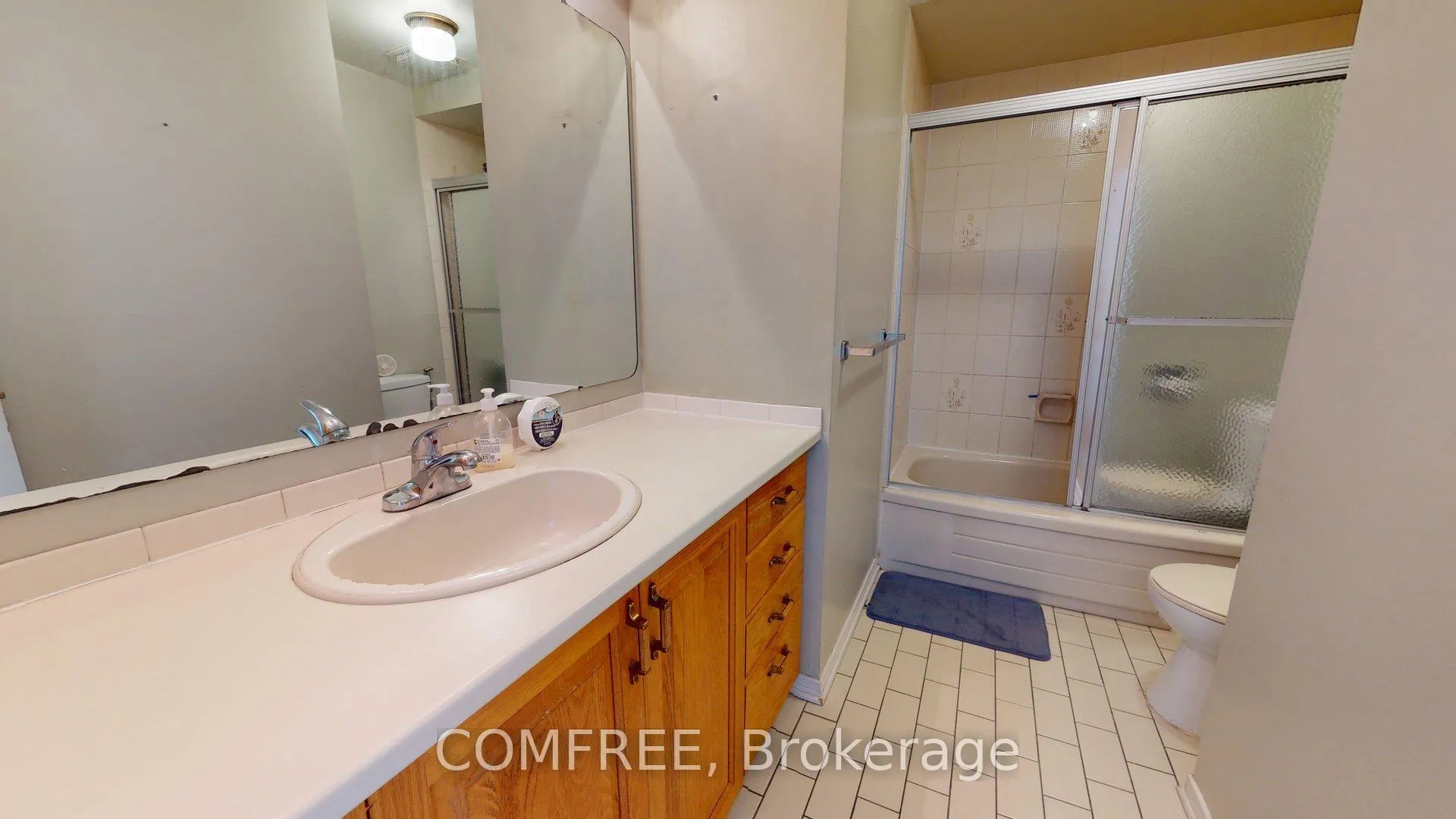 Photo 13 of 22 Arbordale Crescent, Ottawa, Centrepointe — HOMEH