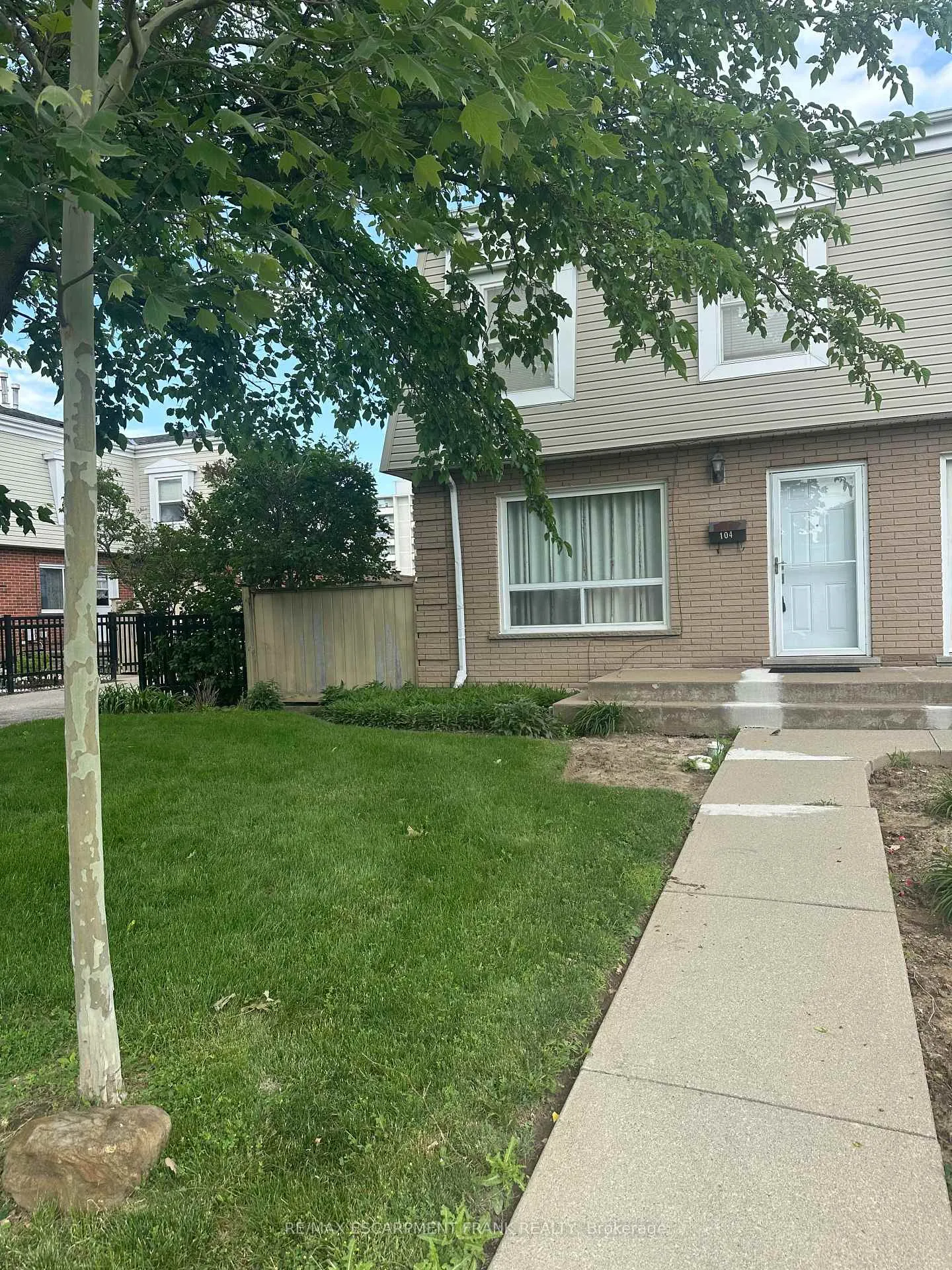 Front of 104 Neil Avenue
