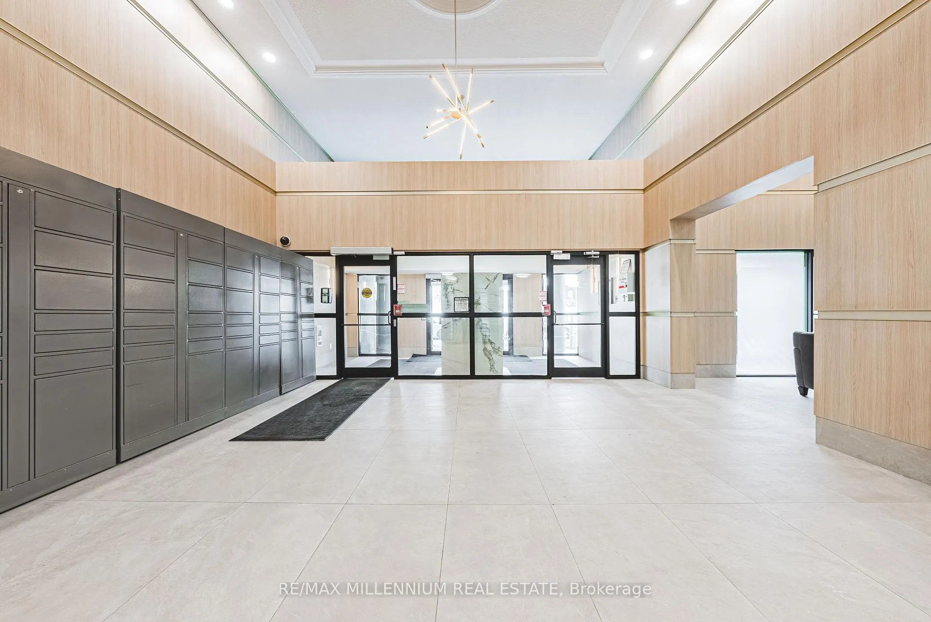 Front of Unit 309, 2160 Lakeshore Road