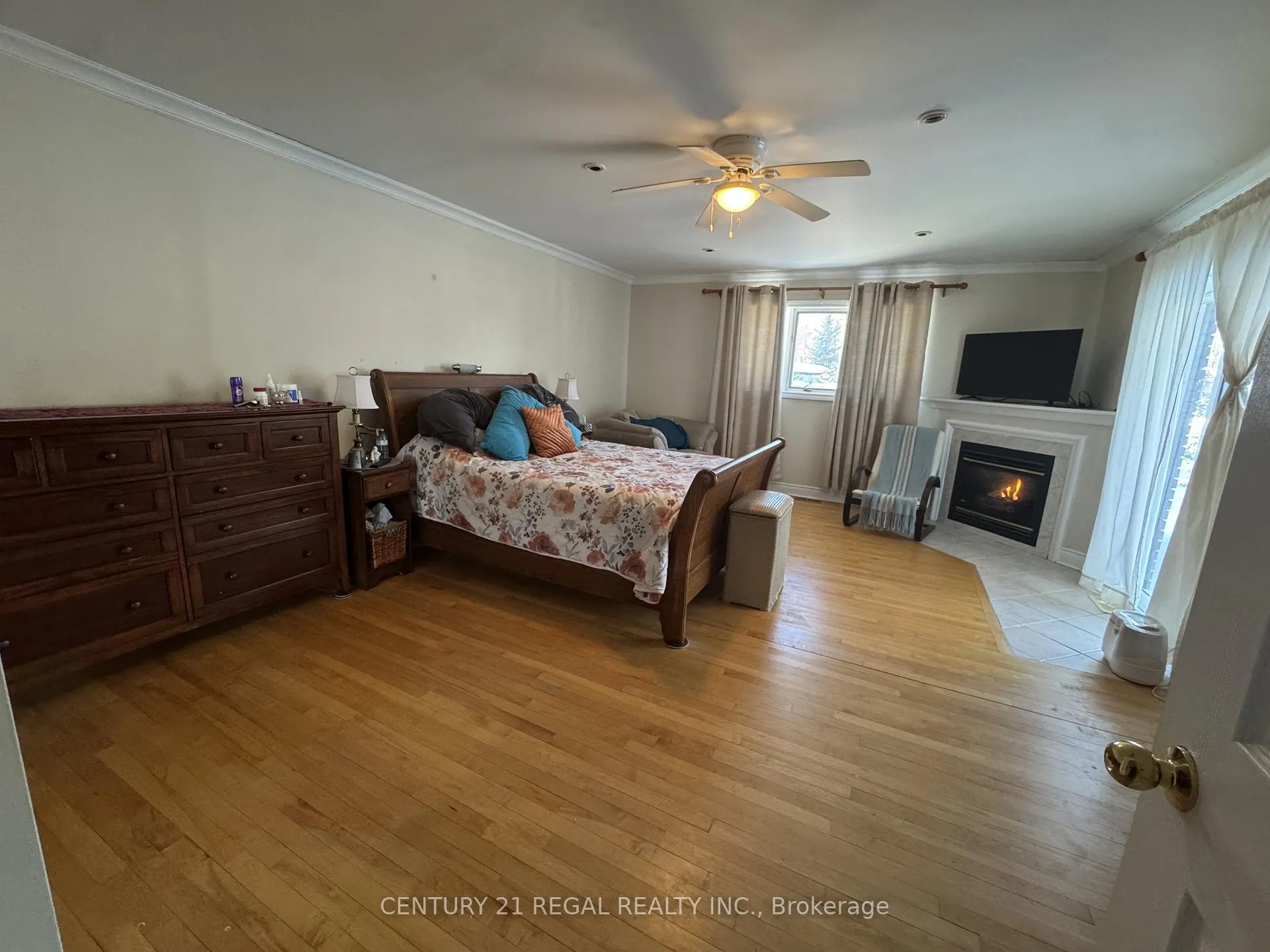 Photo 6 of 156 39th Street S, Wasaga Beach — HOMEH