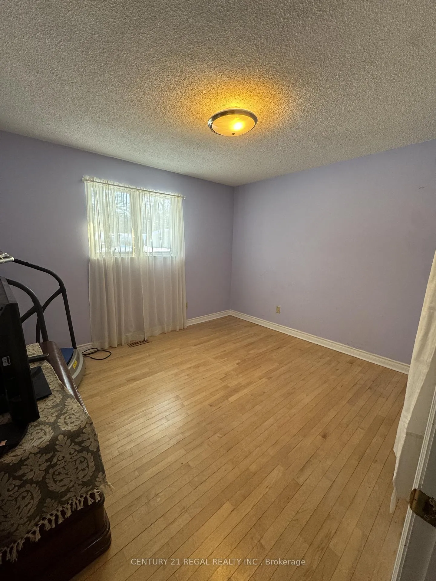 Photo 8 of 156 39th Street S, Wasaga Beach — HOMEH