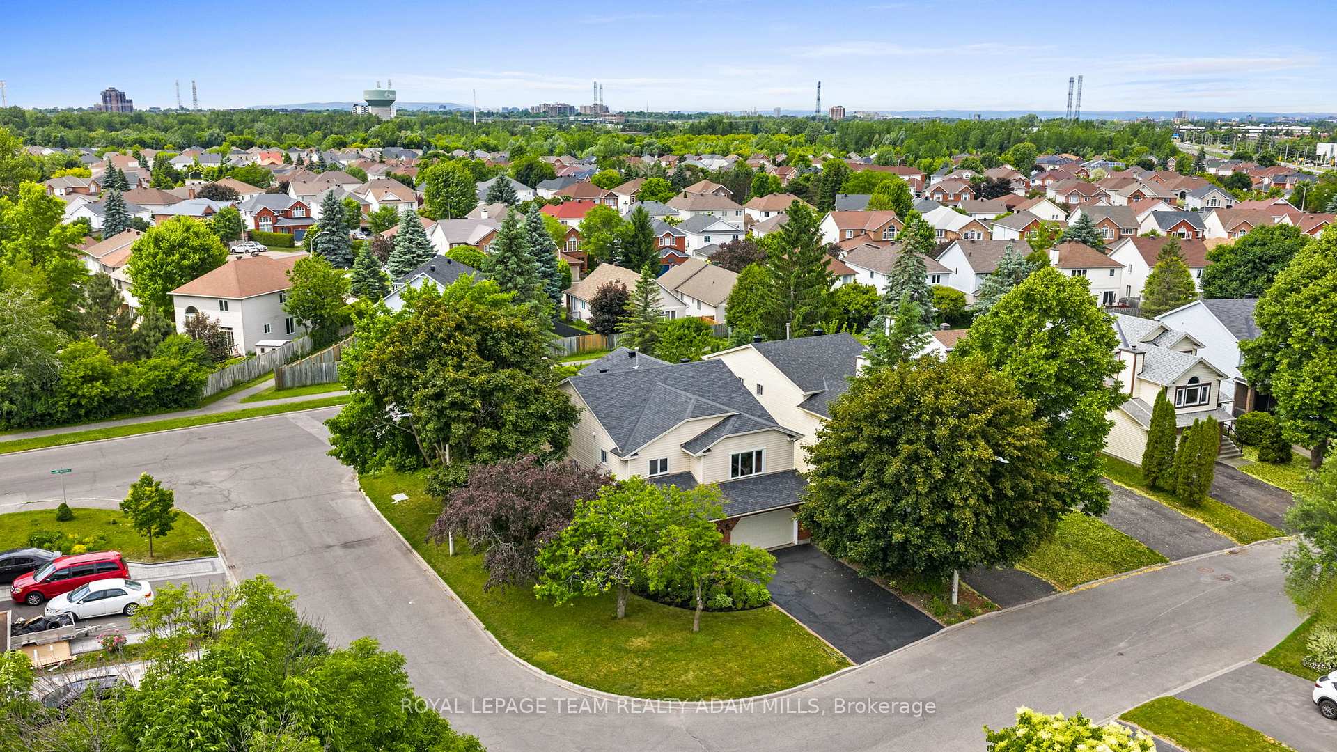 Photo 42 of 1 Briermoor Crescent, Ottawa, Hunt Club Park/Greenboro — HOMEH