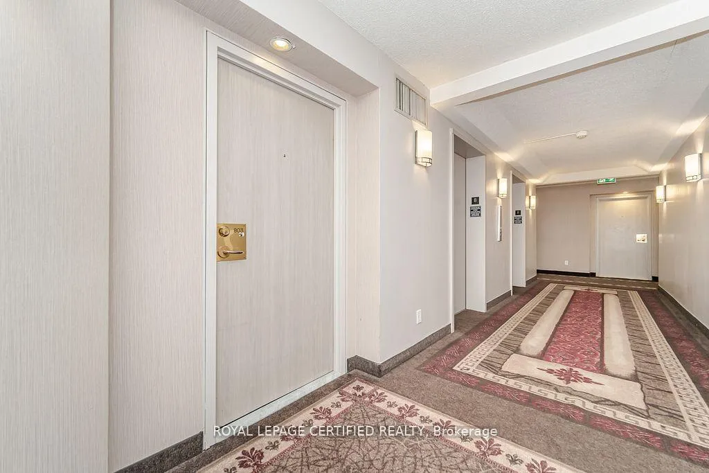 Photo 4 of Unit 803, 140 Dunlop Street E, Barrie, City Centre — HOMEH