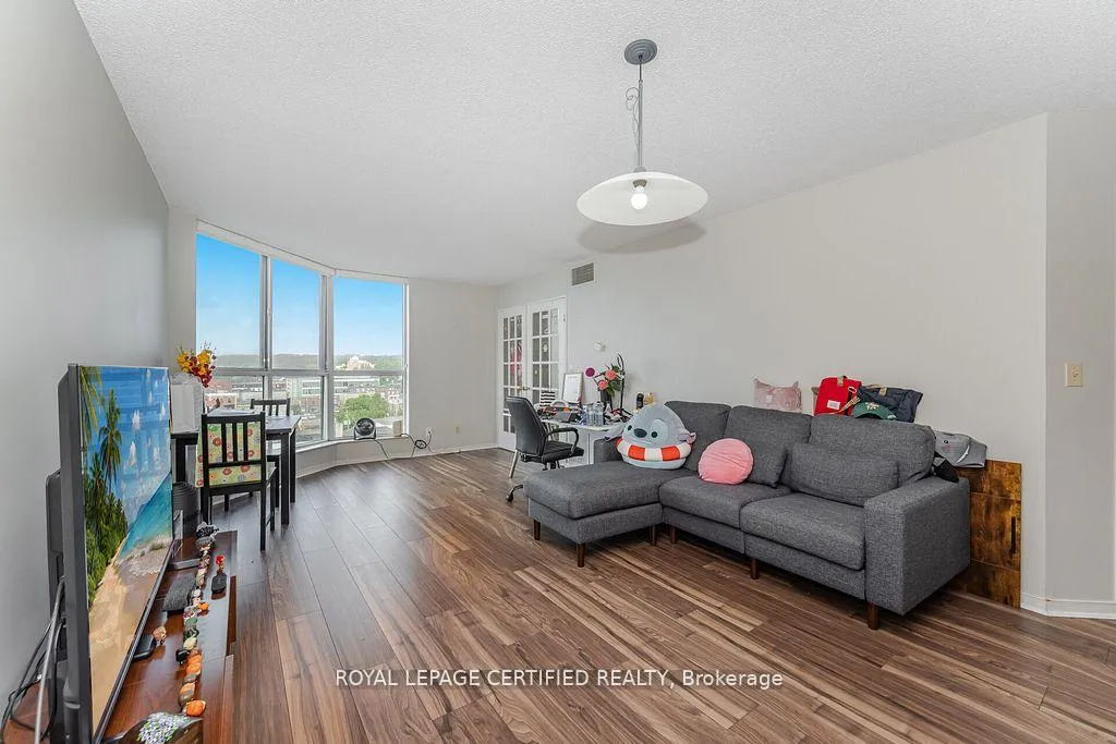 Photo 10 of Unit 803, 140 Dunlop Street E, Barrie, City Centre — HOMEH
