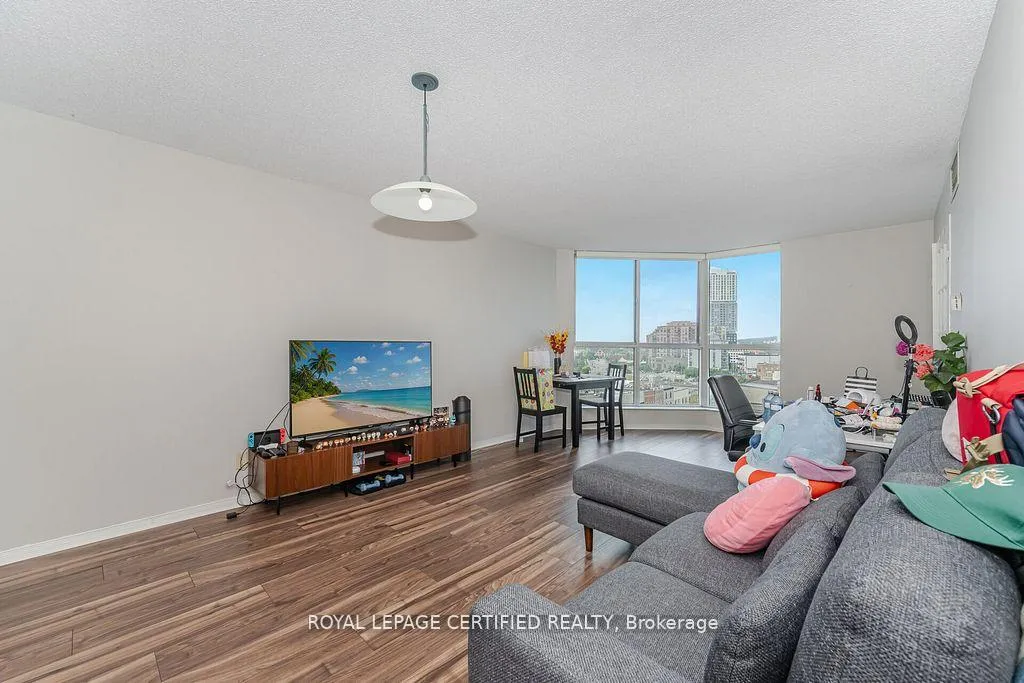 Photo 12 of Unit 803, 140 Dunlop Street E, Barrie, City Centre — HOMEH