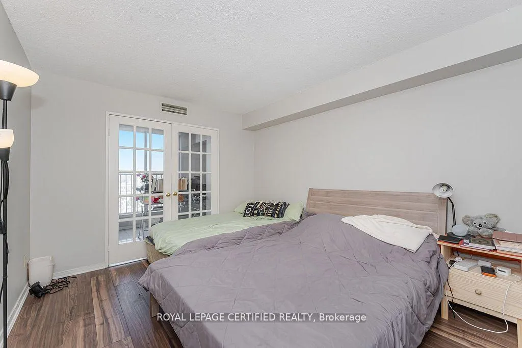 Photo 21 of Unit 803, 140 Dunlop Street E, Barrie, City Centre — HOMEH