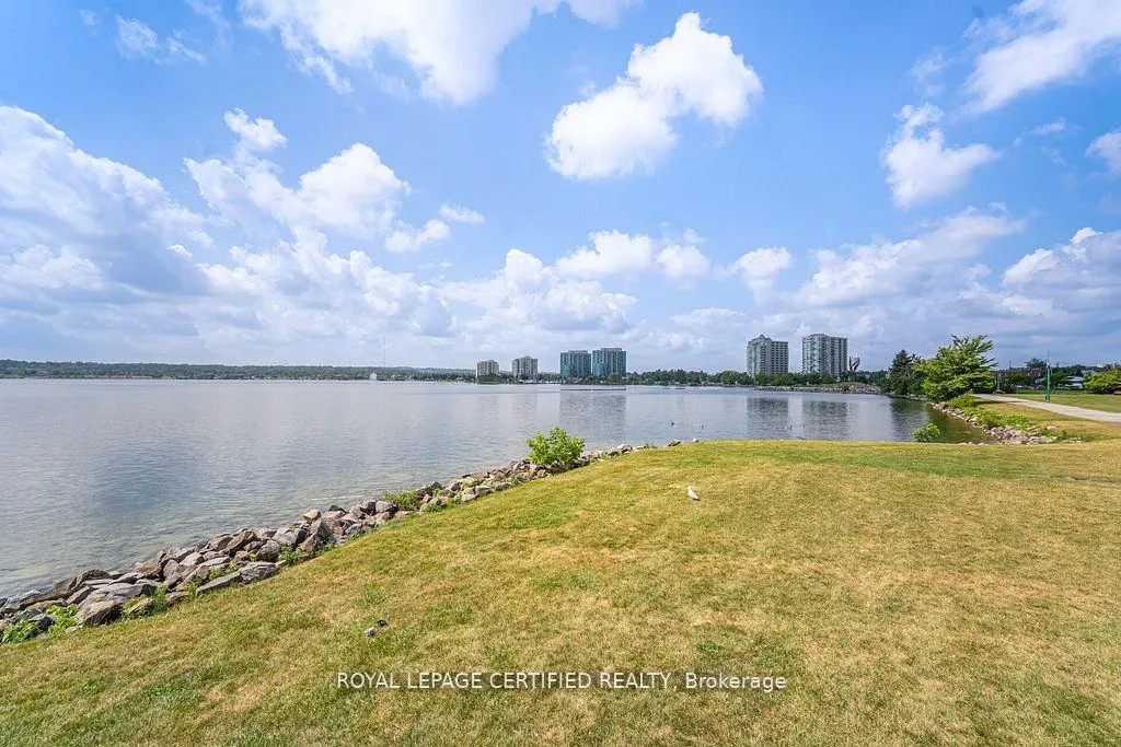 Photo 39 of Unit 803, 140 Dunlop Street E, Barrie, City Centre — HOMEH