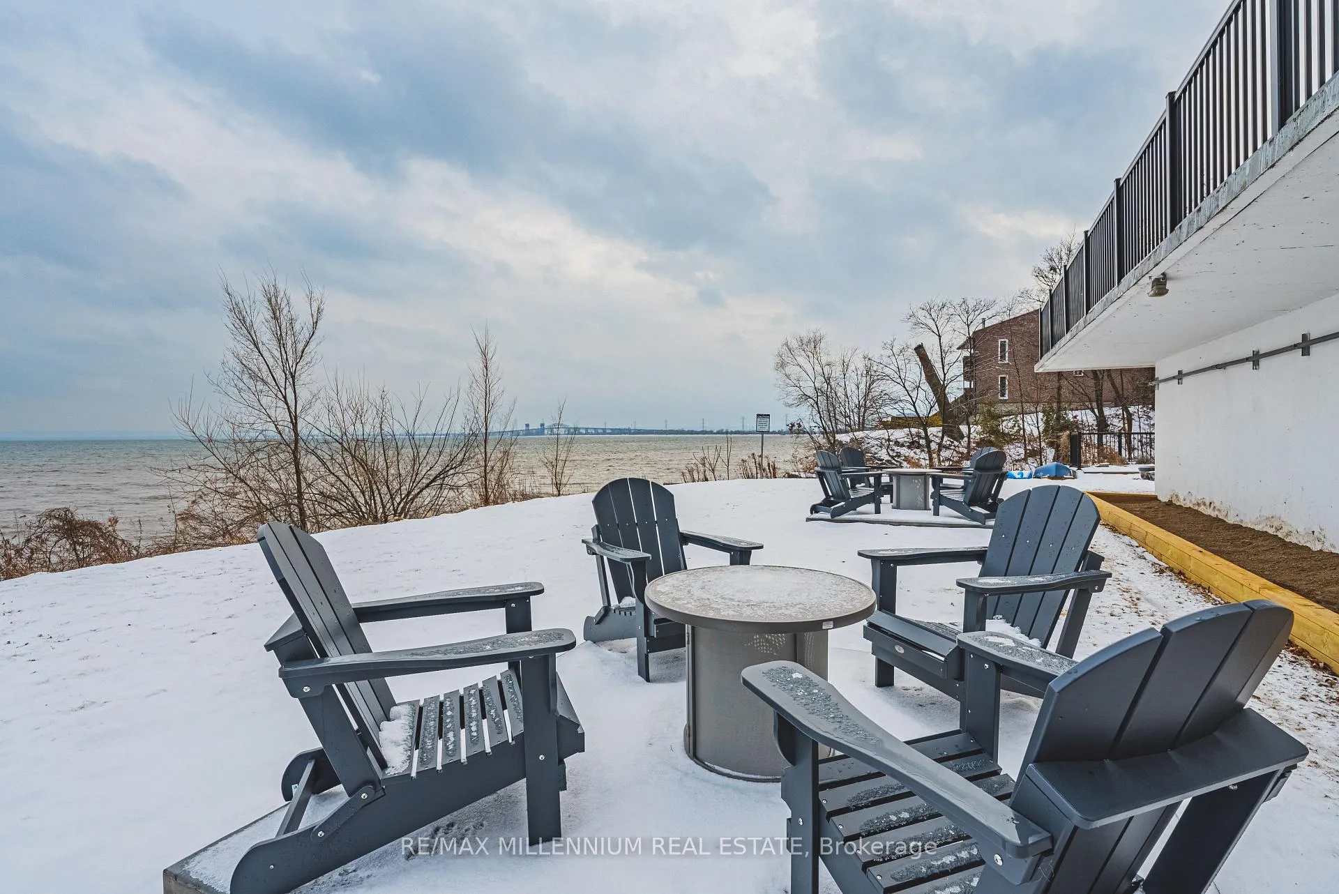 Photo 11 of Unit 708, 2160 Lakeshore Road, Burlington, Brant — HOMEH