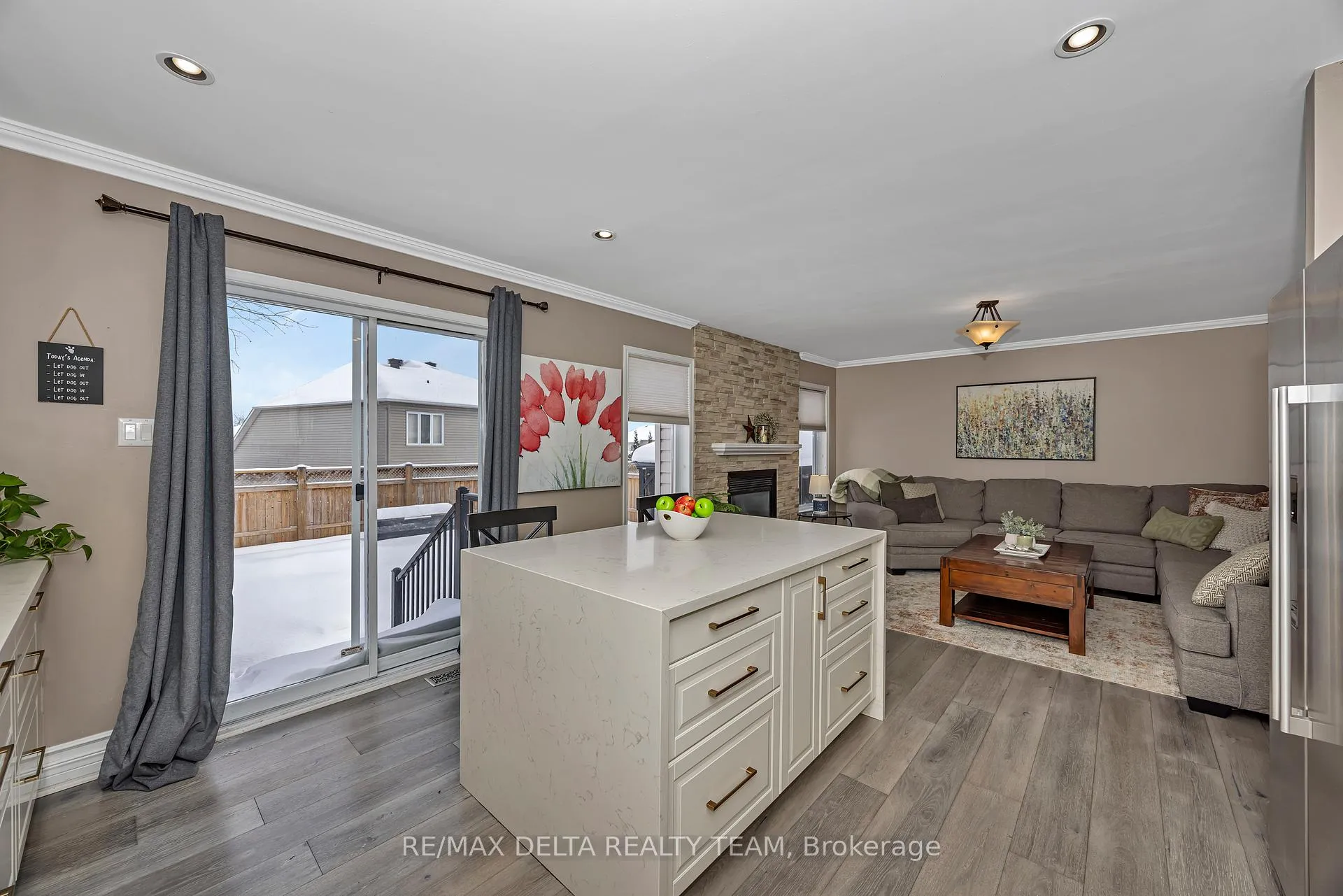 Photo 14 of 39 Sunvale Way, Ottawa, Barrhaven East — HOMEH