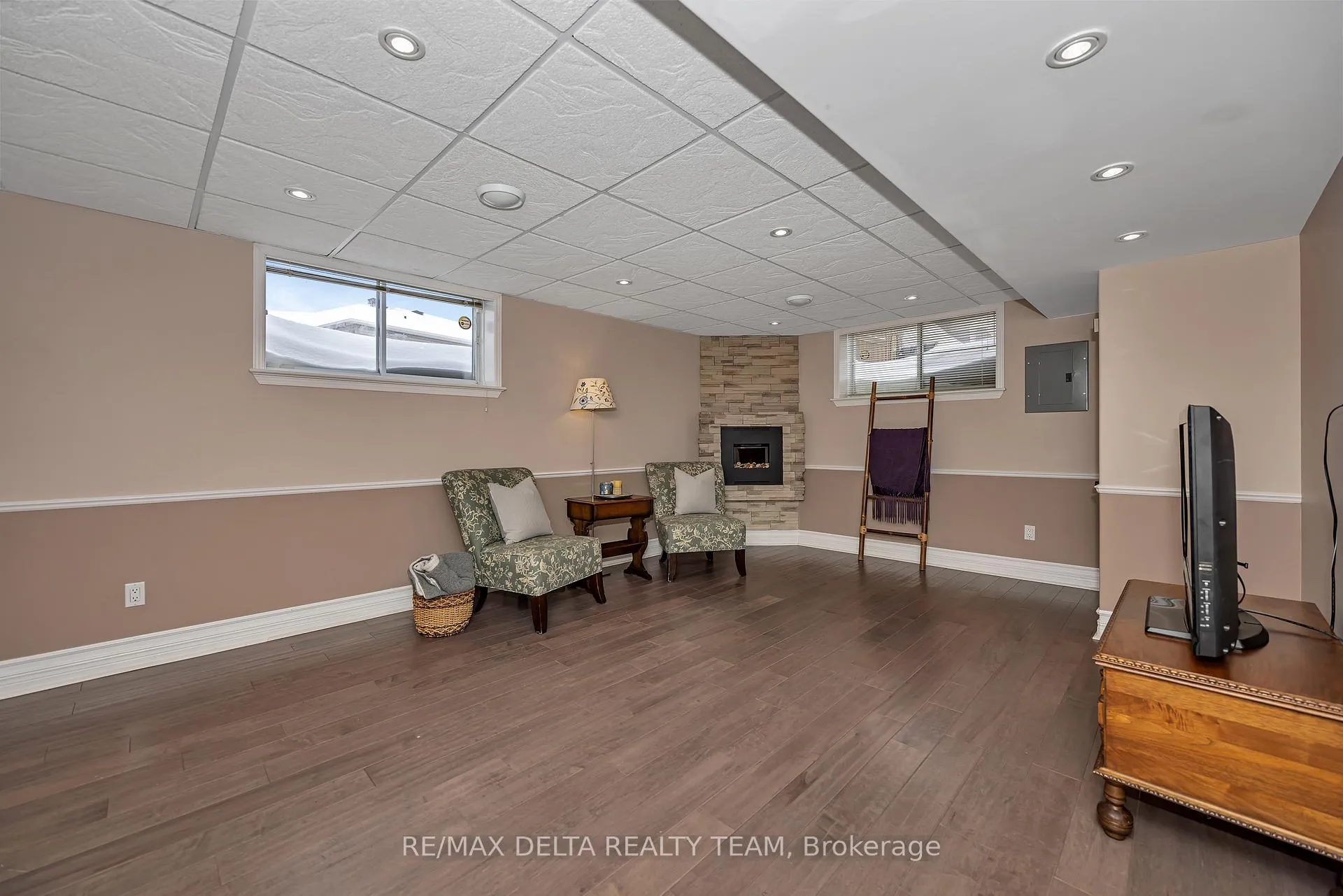 Photo 29 of 39 Sunvale Way, Ottawa, Barrhaven East — HOMEH