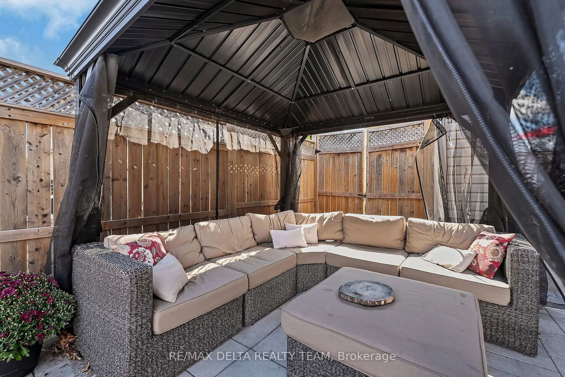 Photo 43 of 39 Sunvale Way, Ottawa, Barrhaven East — HOMEH